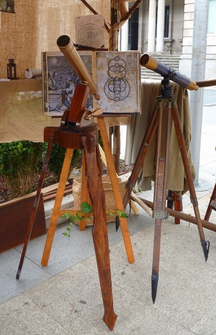 Telescopio refractor clásico